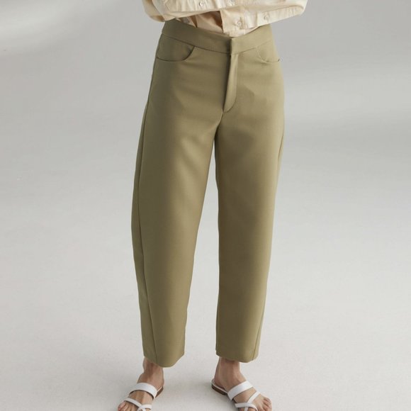 TOTEME Novara Twist-Seam Cropped Trousers khaki beige